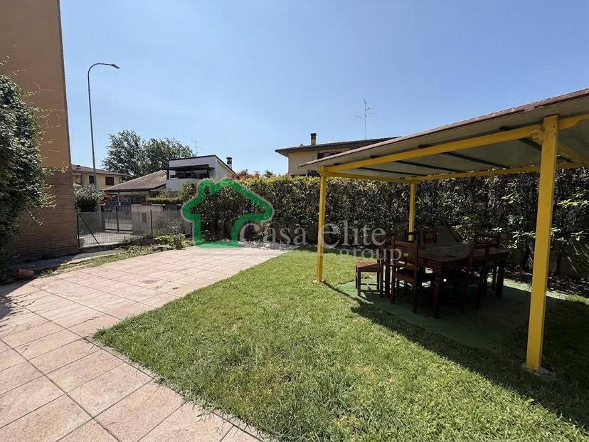Villa a schiera via Gaetano Donizetti, Centro, Pieve Fissiraga — foto 11 di 25