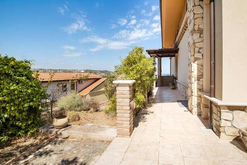 Villa unifamiliare via sammarco marco antonio 10, Centro, Francavilla al Mare — foto 26 di 41