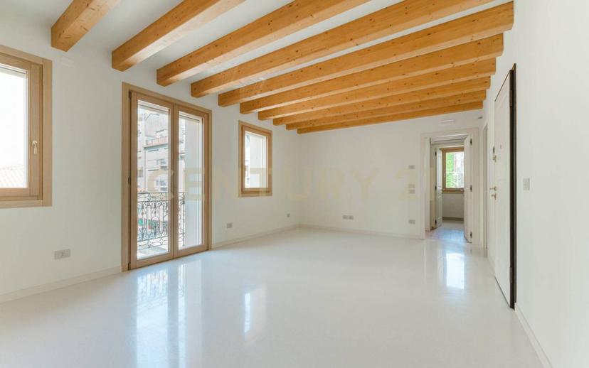 Appartamento via Giuseppe Mazzini 39, Centro Storico, Pordenone