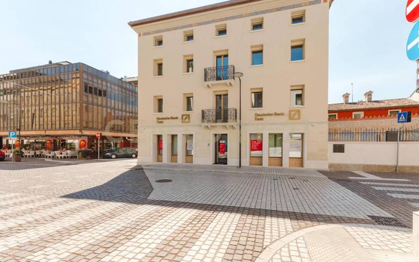 Attico via Giuseppe Mazzini 39, Centro Storico, Pordenone — foto 7 di 35