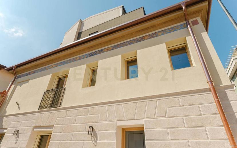 Attico via Giuseppe Mazzini 39, Centro Storico, Pordenone — foto 5 di 35