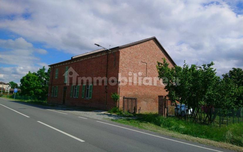 Casale via Asti Chivasso 9, Frinco — foto 3 di 10