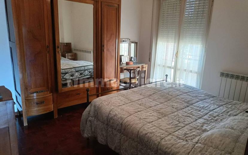Quadrilocale viale Zonghi 62, Centro, Fabriano — foto 9 di 16