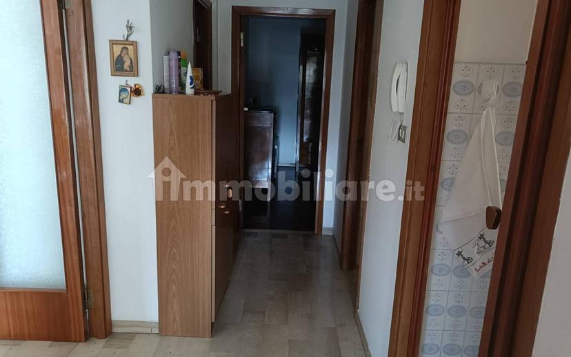 Quadrilocale viale Zonghi 62, Centro, Fabriano — foto 12 di 16