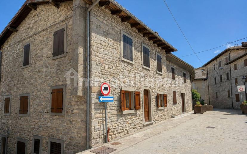 Trilocale via della Croce, Centro, Riolunato — foto 12 di 25