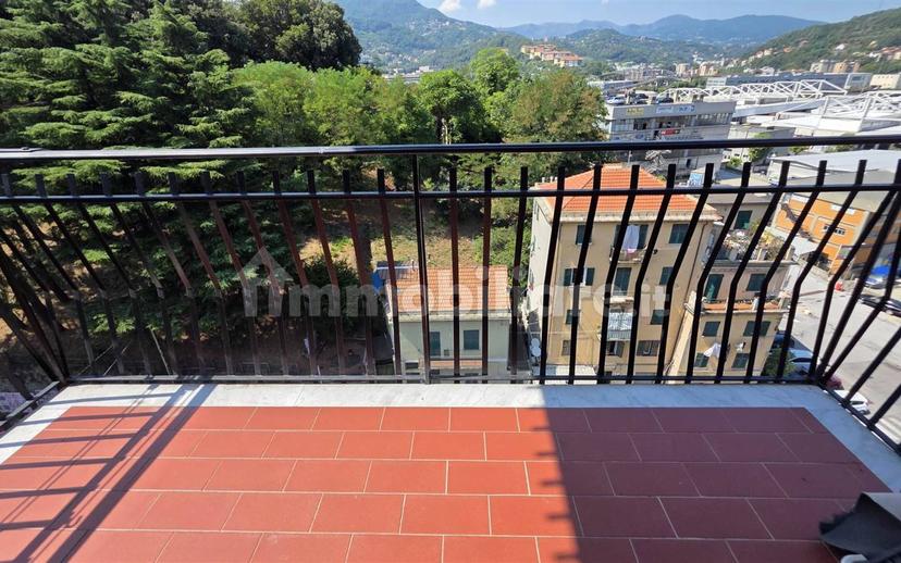 Appartamento via Del Brasile 6, Bolzaneto, Genova