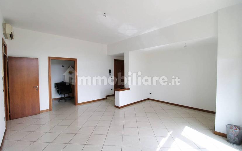 Trilocale via Guglielmo Marconi, Centro, San Bonifacio — foto 12 di 18