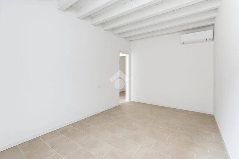 Bilocale via San Faustino 6, Castello - Via Musei, Brescia