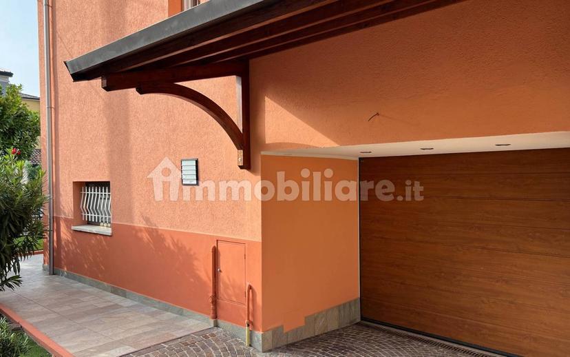 Villa bifamiliare via Antonio Gramsci 11, Centro, Rolo — foto 23 di 25