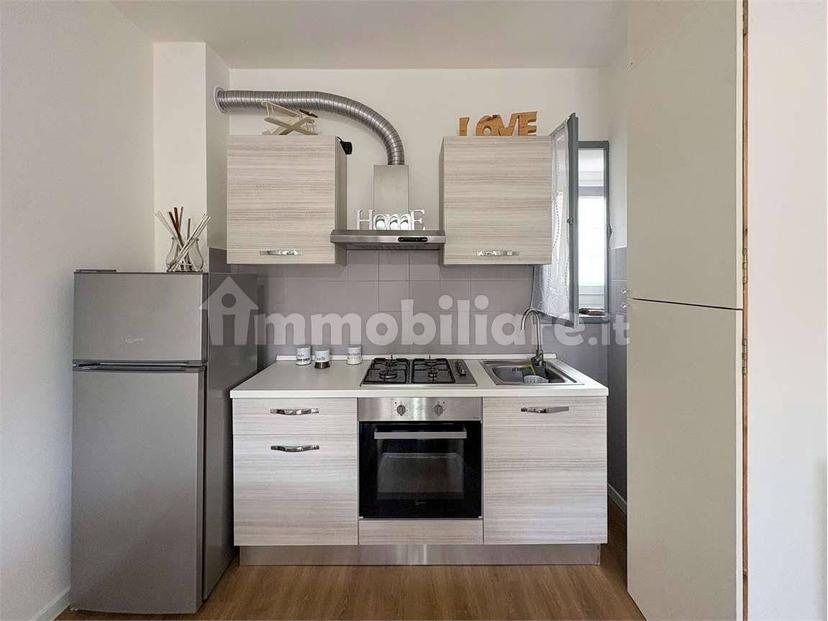 Bilocale via mora e gibin, Centro, Borgomanero — foto 8 di 13