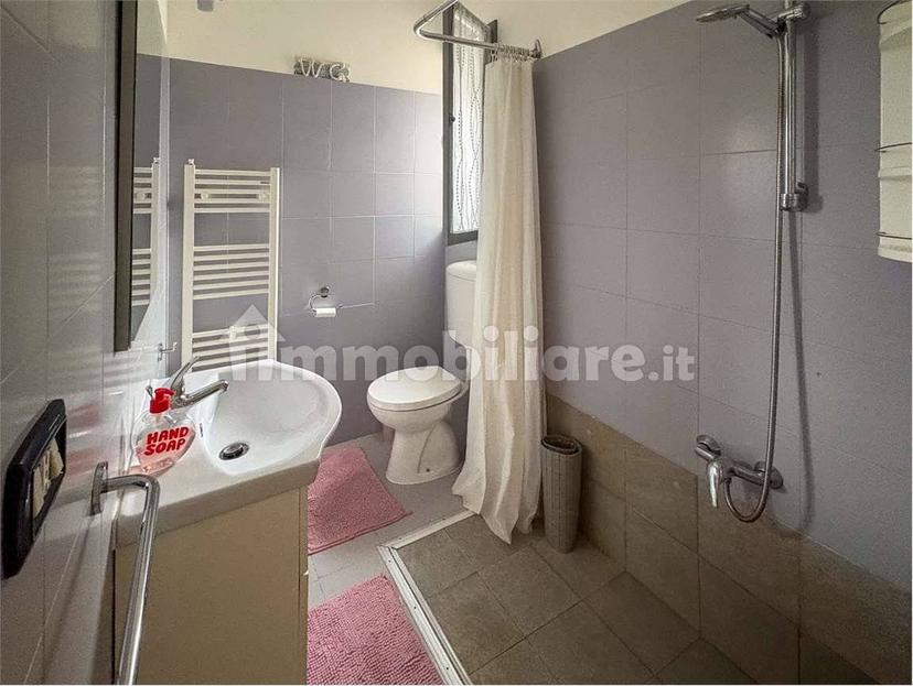 Bilocale via mora e gibin, Centro, Borgomanero — foto 12 di 13