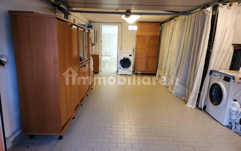 Villa bifamiliare via Antonio Gramsci 11, Centro, Rolo — foto 11 di 25