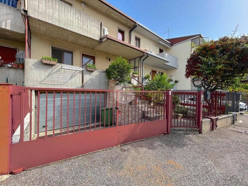 Villa a schiera via I. Nogarola 100, Beccacivetta Azzano, Castel d'Azzano — foto 21 di 36