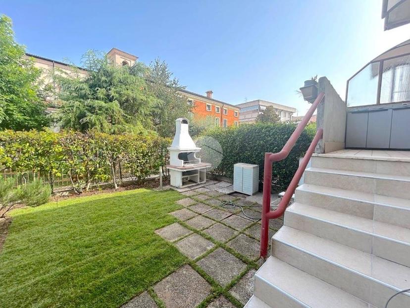 Villa a schiera via I. Nogarola 100, Beccacivetta Azzano, Castel d'Azzano — foto 35 di 36