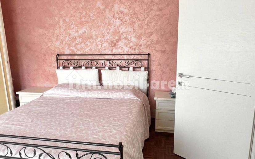 Villa bifamiliare via Antonio Gramsci 11, Centro, Rolo — foto 7 di 25