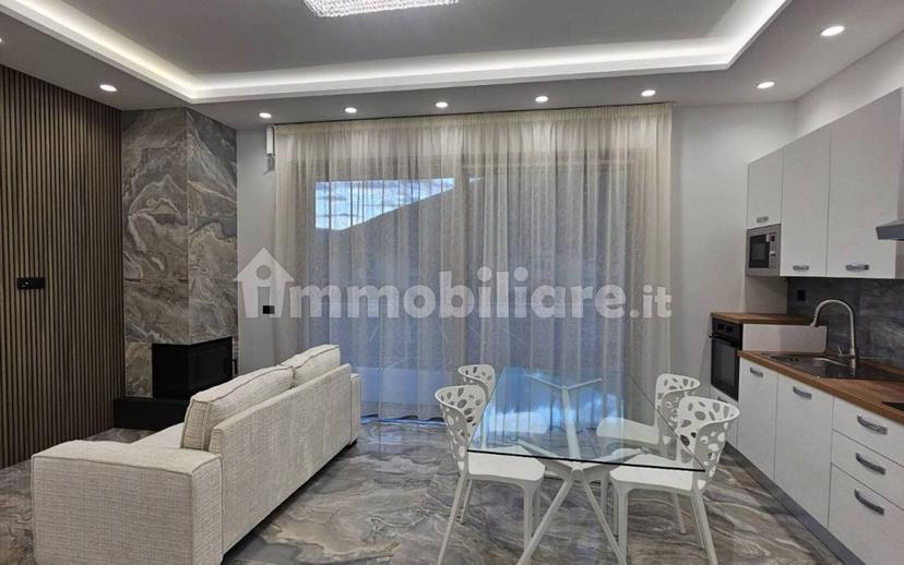 Trilocale via Pasquale Scarpitti 80, Centro, Castel di Sangro