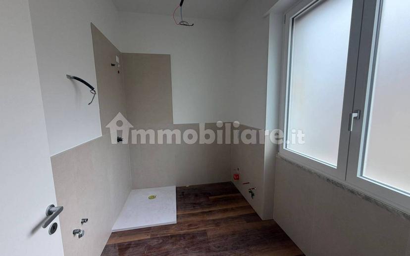 Trilocale via Trento Trieste 35, Centro, Biassono — foto 8 di 14