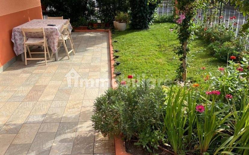 Villa bifamiliare via Antonio Gramsci 11, Centro, Rolo — foto 25 di 25