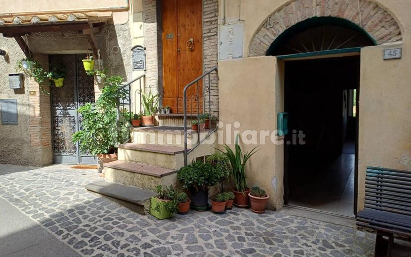 Trilocale via Cristofori Giuseppe, Centro, Caprarola — foto 2 di 16