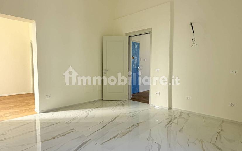 Trilocale viale Zara 19, Mare, Pesaro