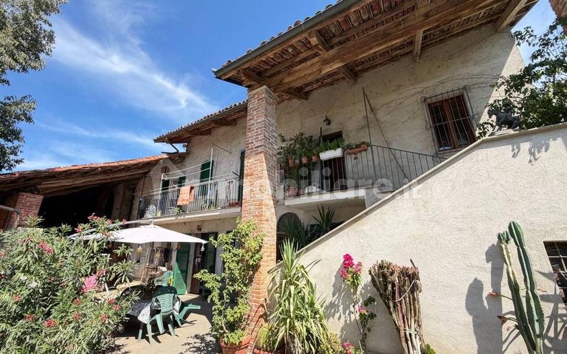 Villa unifamiliare via Villafalletto, Fossano — foto 4 di 30