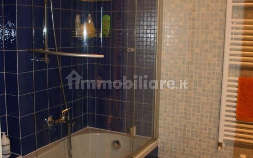 Bilocale Strada Nuova per Oro 32, Centro, Bellano — foto 4 di 11