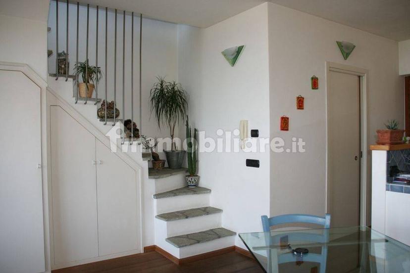 Bilocale Strada Nuova per Oro 32, Centro, Bellano — foto 8 di 11