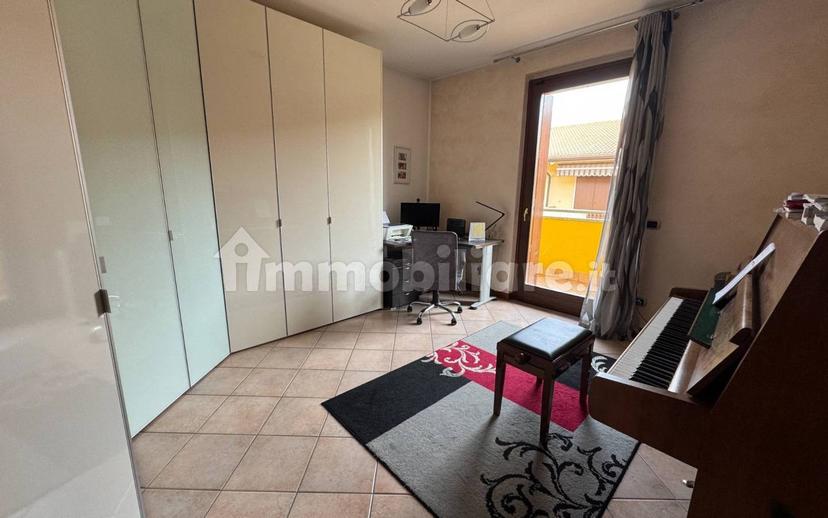 Appartamento corso Vittorio Emanuele II, Villafranca di Verona — foto 12 di 18