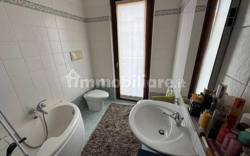 Appartamento corso Vittorio Emanuele II, Villafranca di Verona — foto 6 di 18