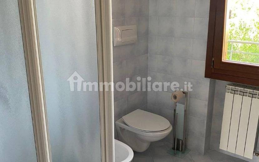 Bilocale via Case Nuove, Centro, Sirmione — foto 10 di 19