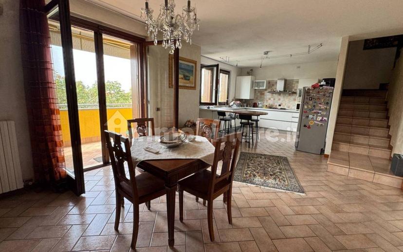 Appartamento corso Vittorio Emanuele II, Villafranca di Verona — foto 9 di 18