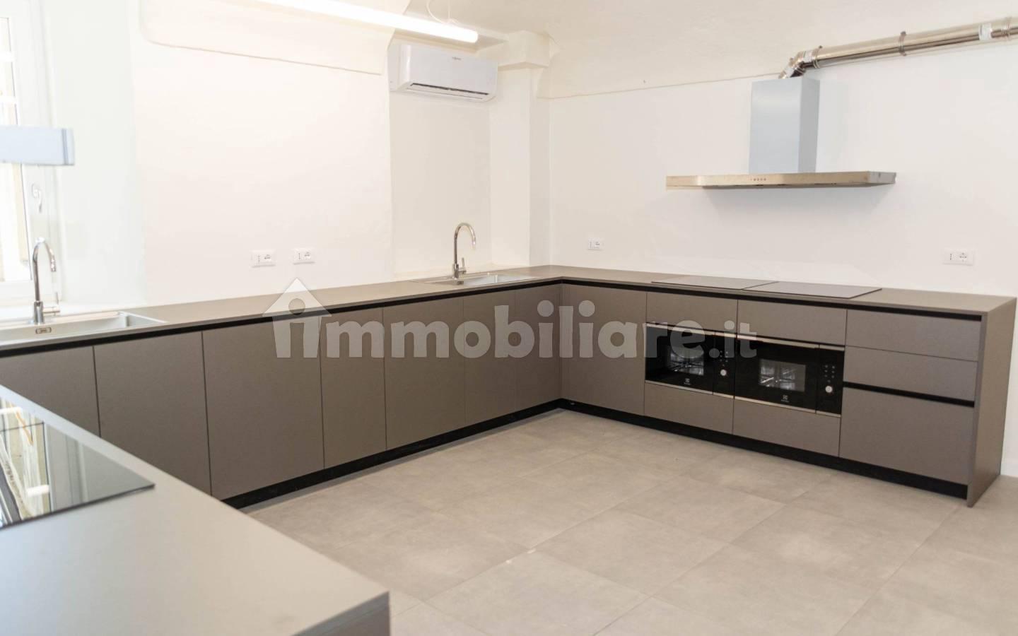 Stanza doppia via Italia 84, Biella