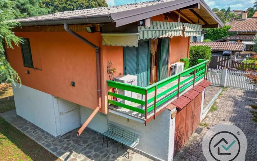 Villa unifamiliare via Olanda, 38, Ispra — foto 14 di 23