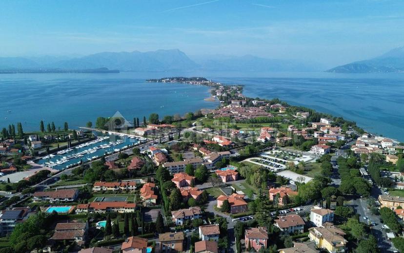 Bilocale via Case Nuove, Centro, Sirmione — foto 18 di 19