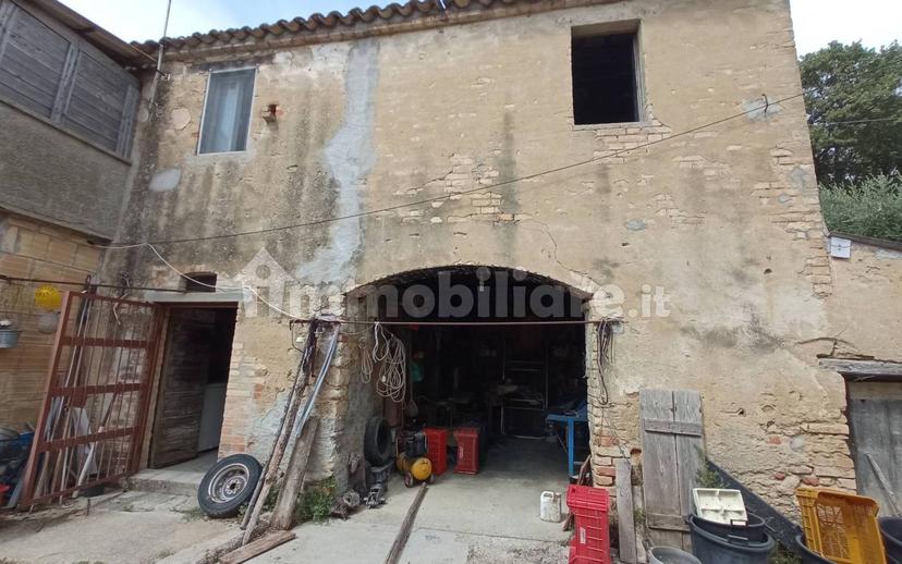 Casa colonica Contrada Marezi 16, Massignano — foto 6 di 47