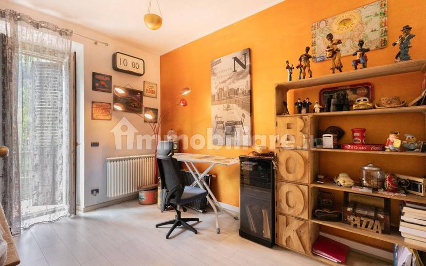 Quadrilocale via IV Novembre, 288, Centro, Omegna — foto 11 di 21