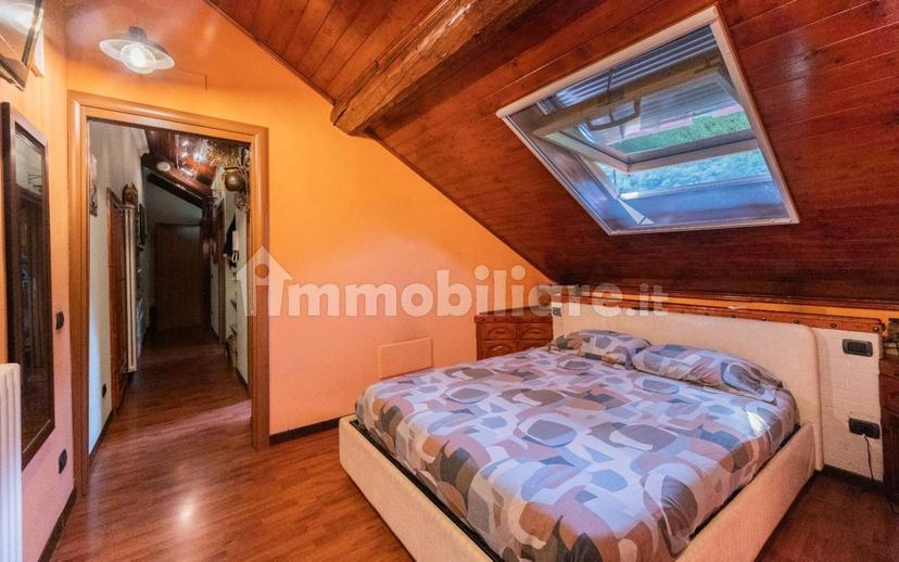Quadrilocale via IV Novembre, 288, Centro, Omegna — foto 16 di 21