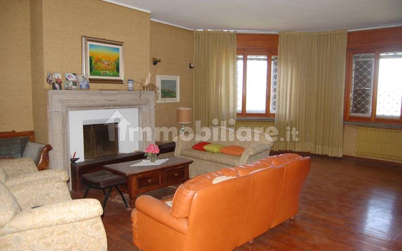 Villa bifamiliare, buono stato, 290 m², Centro, Quattordio — foto 10 di 37