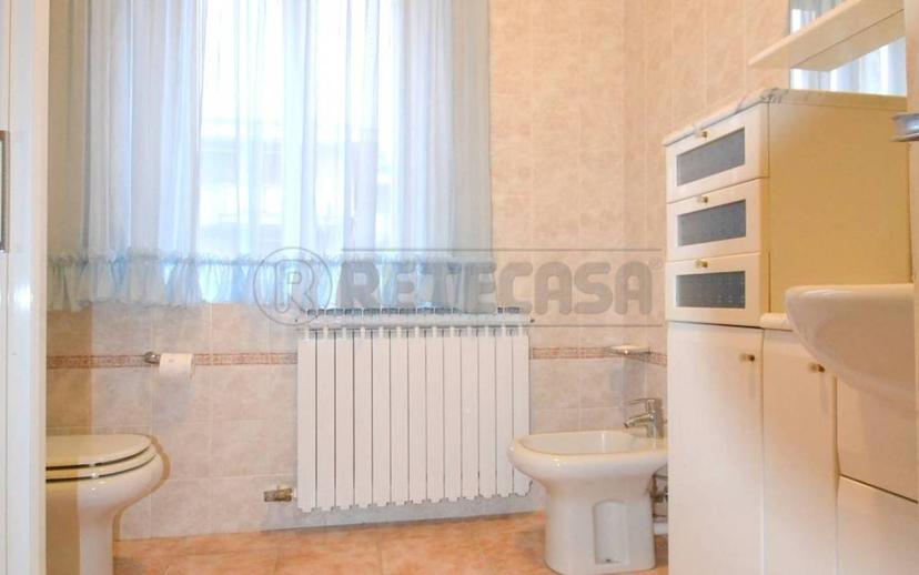 Appartamento via 7 Martiri, Centro, Valdagno — foto 11 di 14