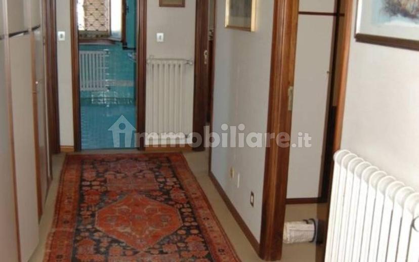 Villa bifamiliare, buono stato, 290 m², Centro, Quattordio — foto 4 di 37