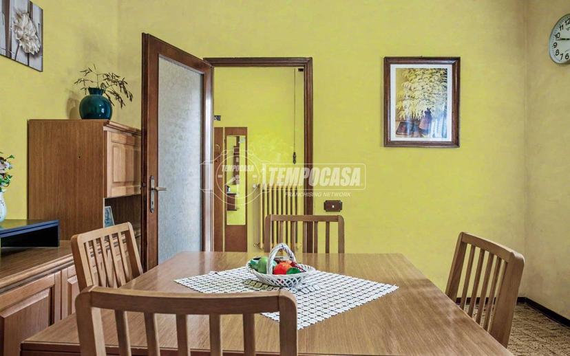 Terratetto unifamiliare 200 m², da ristrutturare, Fidenza — foto 19 di 32