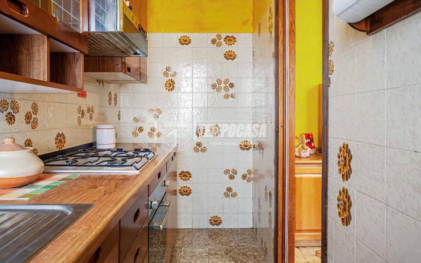 Terratetto unifamiliare 200 m², da ristrutturare, Fidenza — foto 17 di 32