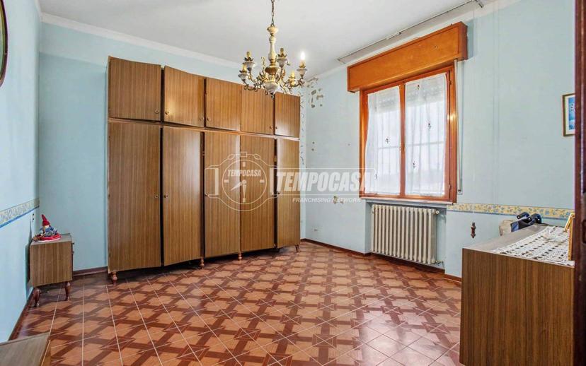 Terratetto unifamiliare 200 m², da ristrutturare, Fidenza — foto 13 di 32