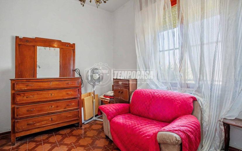 Terratetto unifamiliare 200 m², da ristrutturare, Fidenza — foto 25 di 32