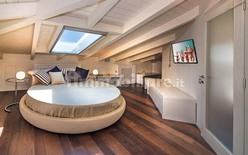 Quadrilocale via Giosuè Carducci 265, Centro, Forte dei Marmi — foto 10 di 20