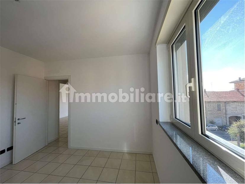 Quadrilocale via Ada Negri, Centro, Carugo — foto 5 di 30