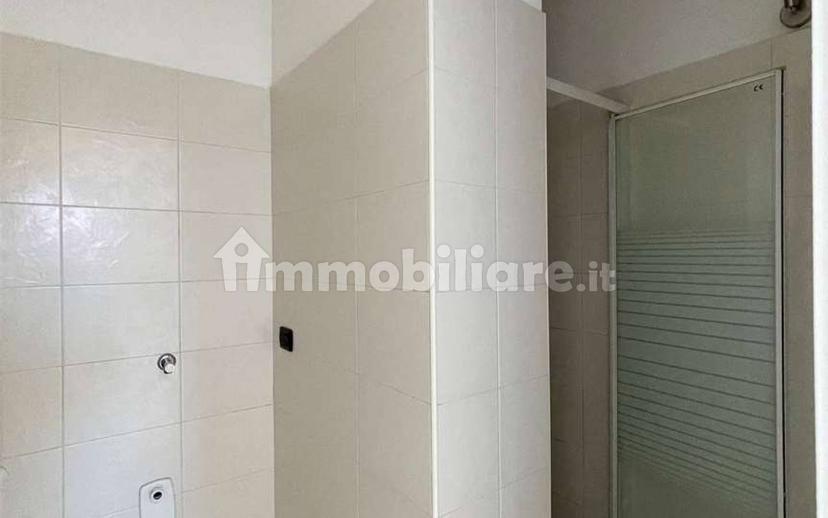 Quadrilocale via Ada Negri, Centro, Carugo — foto 15 di 30