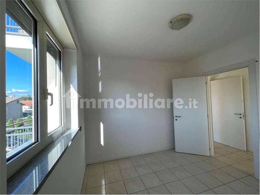 Quadrilocale via Ada Negri, Centro, Carugo — foto 11 di 30