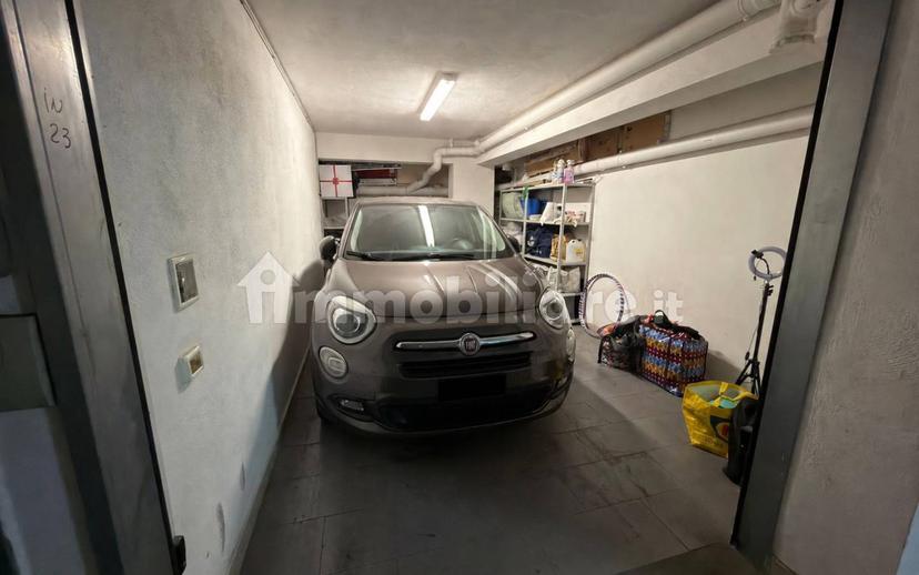 Trilocale via Camillo Benso di Cavour, Rione Libertà, Benevento — foto 12 di 14