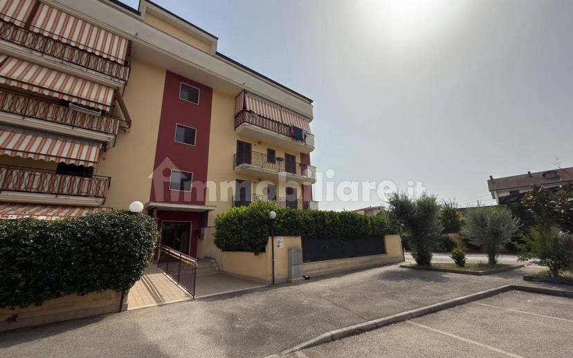 Trilocale via Camillo Benso di Cavour, Rione Libertà, Benevento — foto 6 di 14